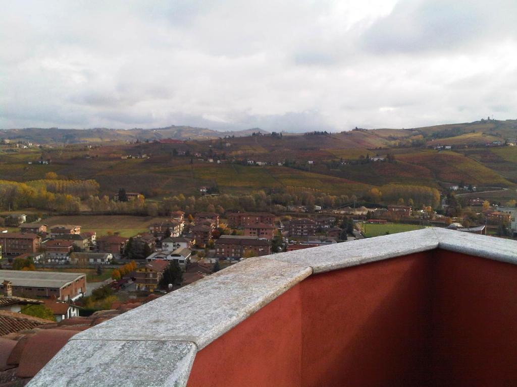 Dimora San Sebastiano Bed and Breakfast Neive Buitenkant foto