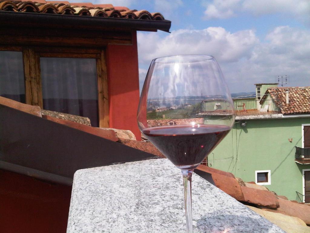 Dimora San Sebastiano Bed and Breakfast Neive Buitenkant foto